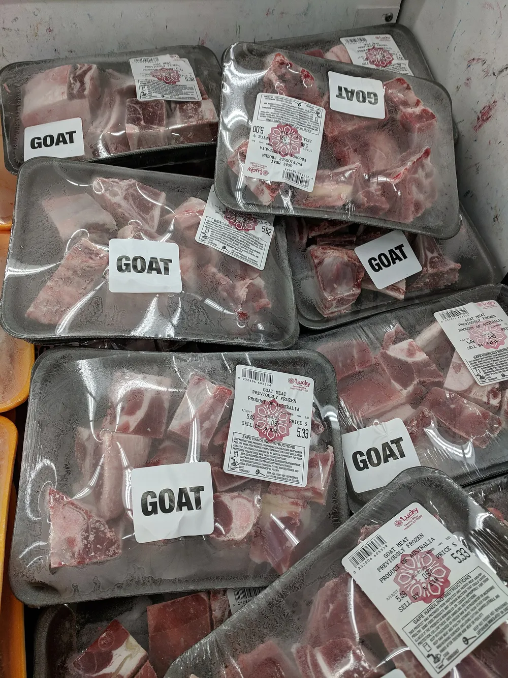 Barquettes de viande vendues après congélation