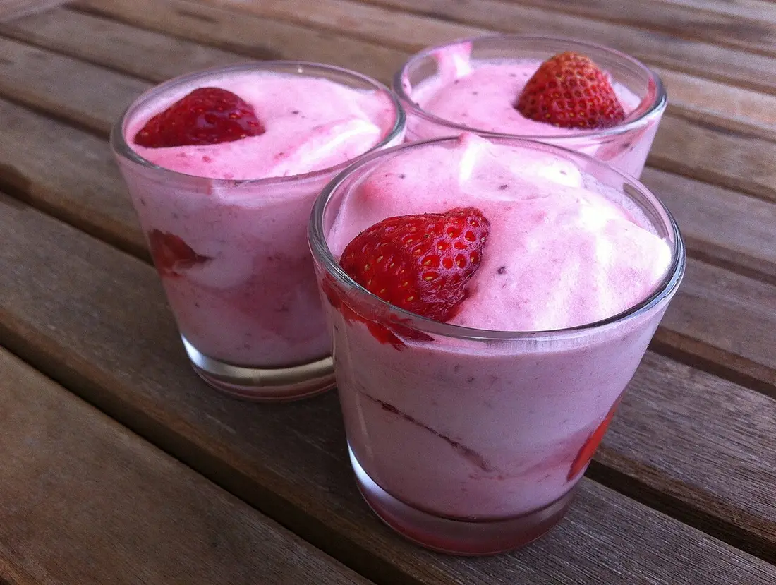 Fraises au mascarpone, une façon gourmande de l'utiliser avant la date